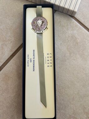 Crazy Horse, A Liz Claiborne Company, Leo Magnetic Bookmark - Pale Green